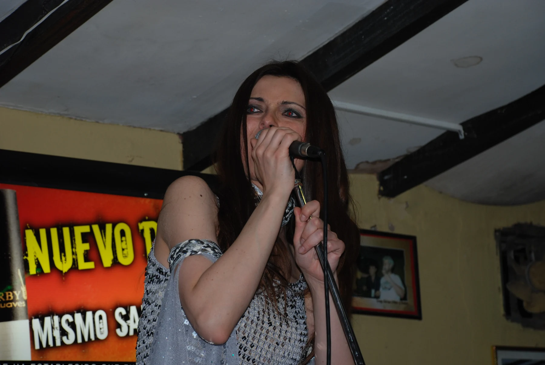 Presentación de Caamora en Clapton Bar · fotografía 2